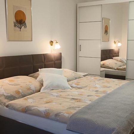 Apartman Alena Karlovy Vary Esterno foto